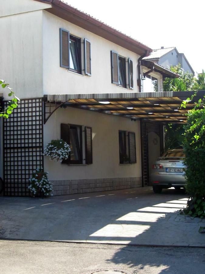 Apartment Rebula Izola Kültér fotó